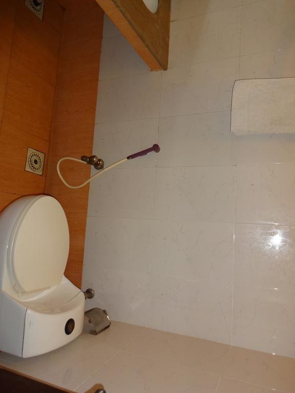 Safari Hotel Upper Mall Лахор Номер фото