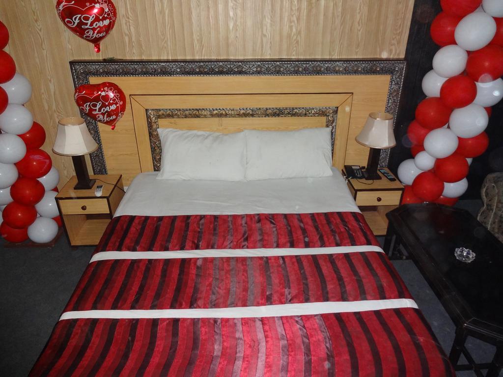 Safari Hotel Upper Mall Лахор Номер фото